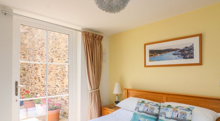 Photo of 5 Combehaven