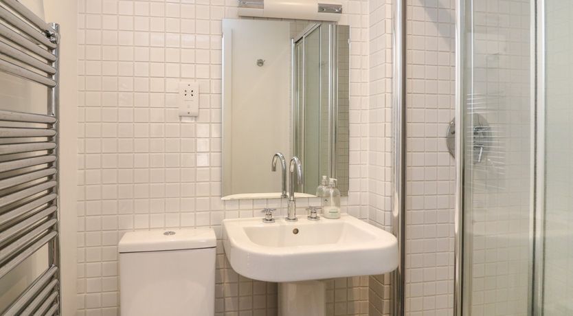 Photo of 5 Combehaven