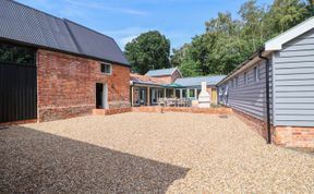 Photo of Church Farm Barn