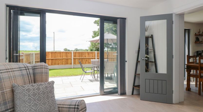 Photo of Oak Tree House, 1 Homestead Gardens