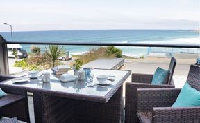 Photo of Apartment 3 Fistral Beach