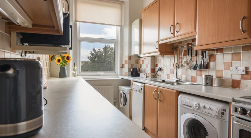 Photo of Flat 2, 10 Seafield Road