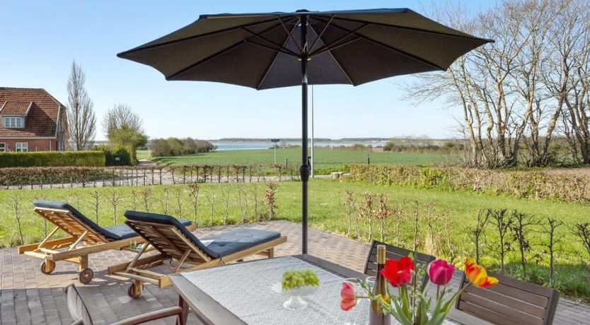 Photo of "Ermelinda" - 900m to the fjord