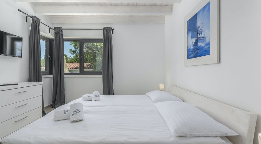 Photo of Ionian Siren