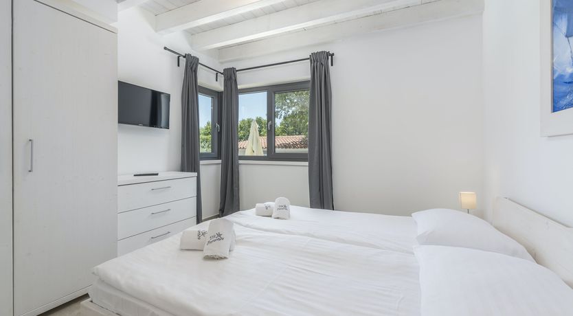 Photo of Ionian Siren