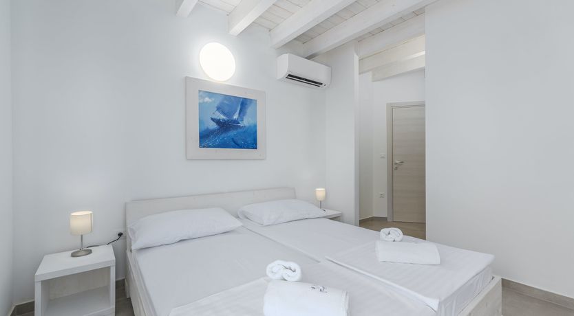 Photo of Ionian Siren