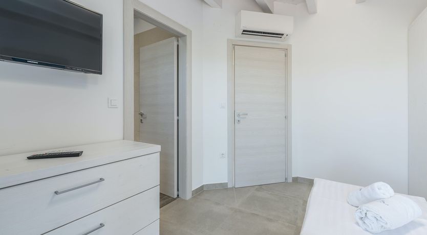 Photo of Ionian Siren