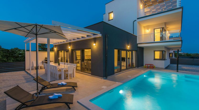 Photo of Ionian Siren