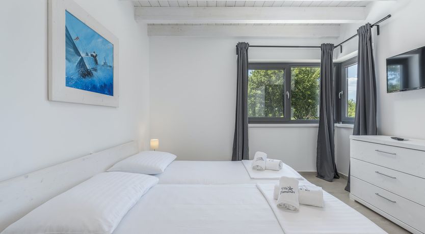 Photo of Ionian Siren