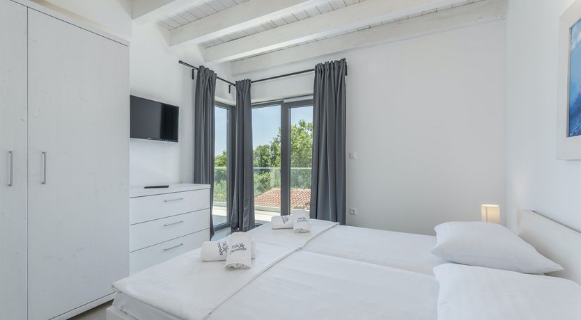 Photo of Ionian Siren