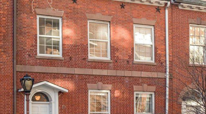 Photo of Manhattan Max