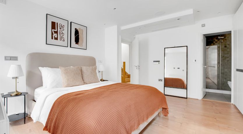 Photo of Luxury 3BR apartment 