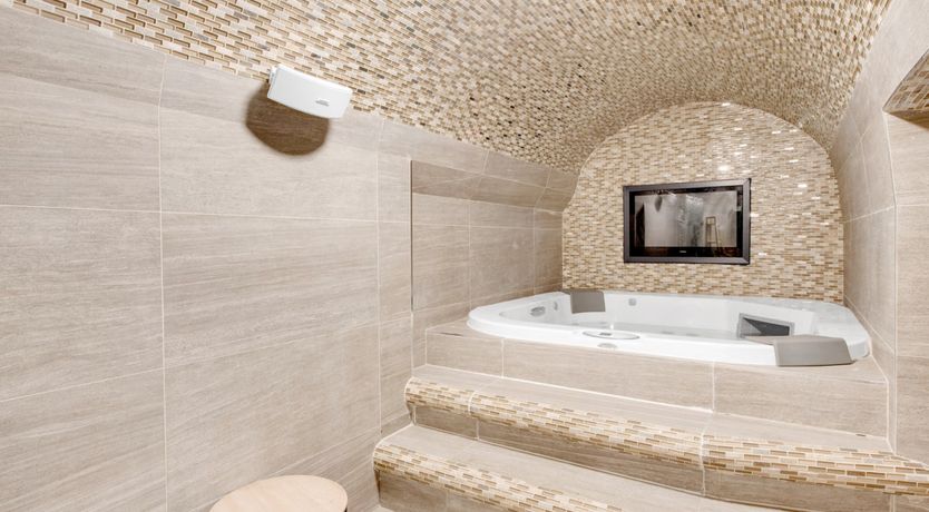 Photo of Luxury 3BR apartment 