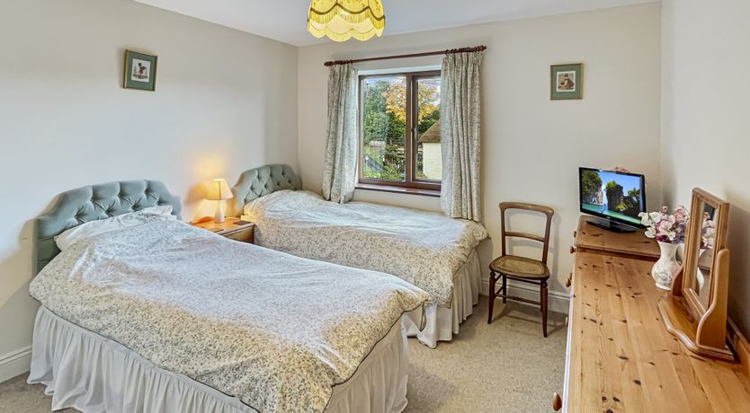 Photo of Bridlecott, Monksilver