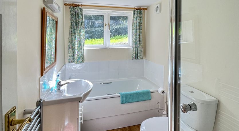 Photo of Bridlecott, Monksilver