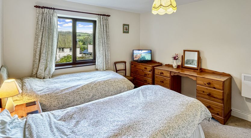 Photo of Bridlecott, Monksilver