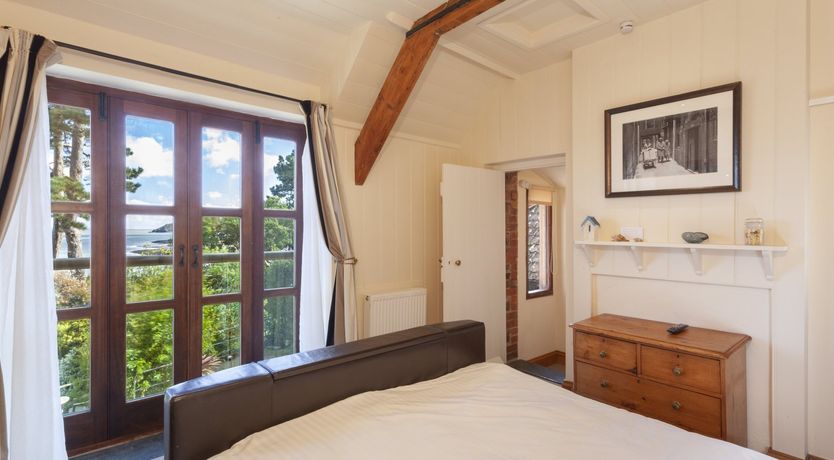 Photo of The Stable Block, Porlock Weir