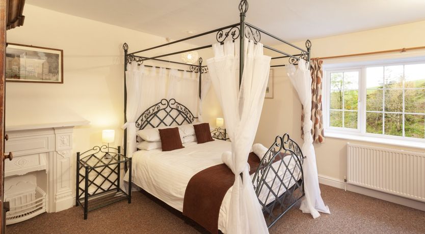 Photo of The School House, Countisbury