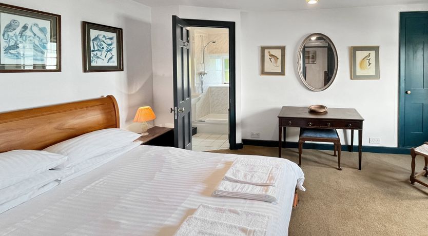 Photo of The Crows Nest, Porlock Weir