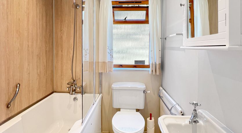 Photo of Barn Cottage, Brayford