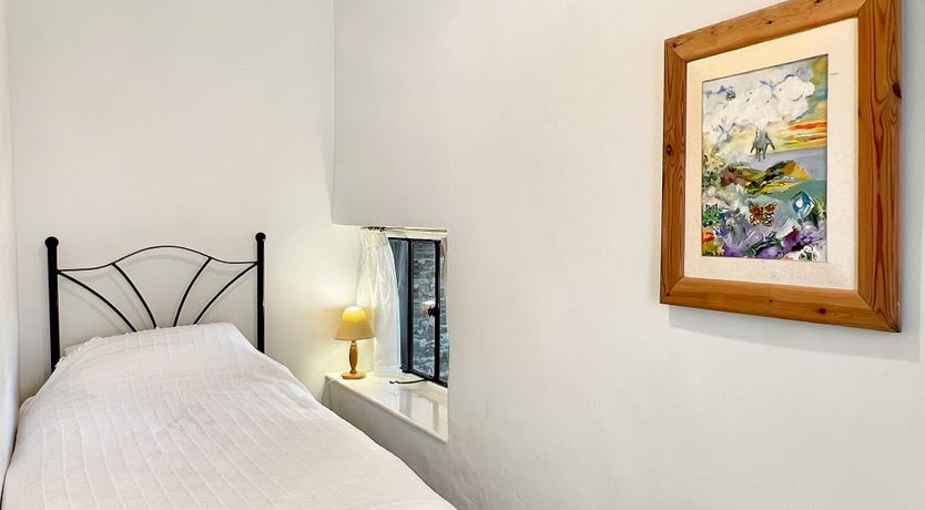 Photo of Barn Cottage, Brayford