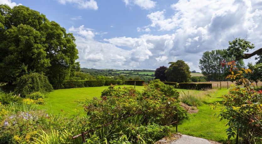 Photo of Barn Cottage, Brayford