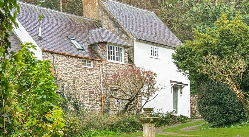 Photo of Worthy Cottage, Porlock Weir