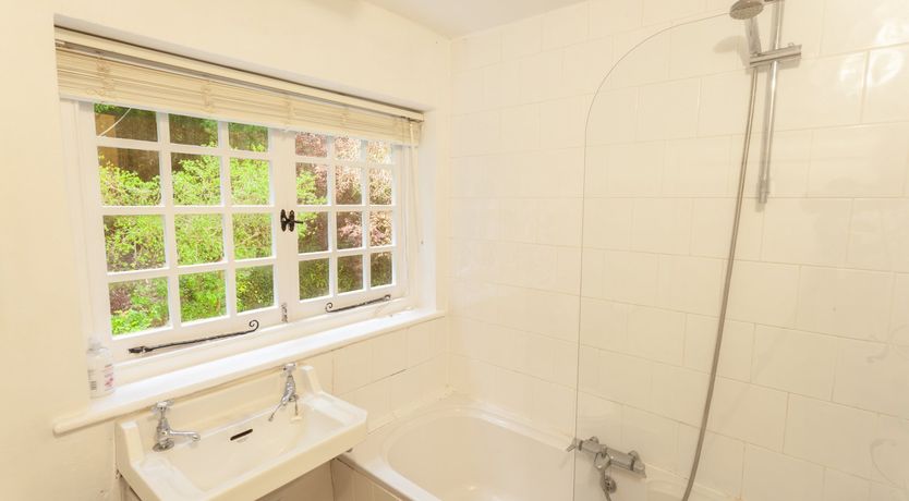 Photo of Worthy Cottage, Porlock Weir