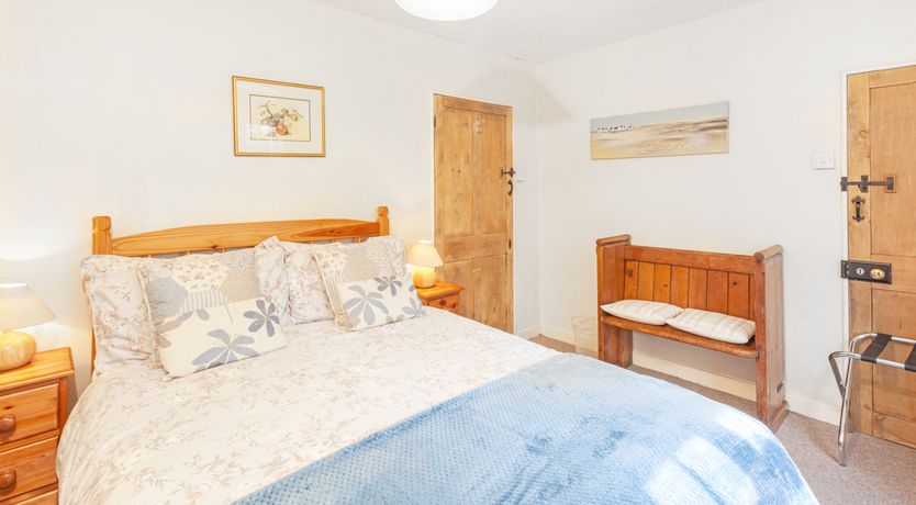 Photo of Ruffles Cottage, Dunster