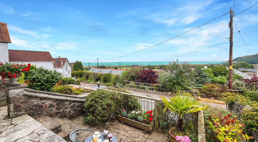 Photo of Hurlestone Apartment, Porlock