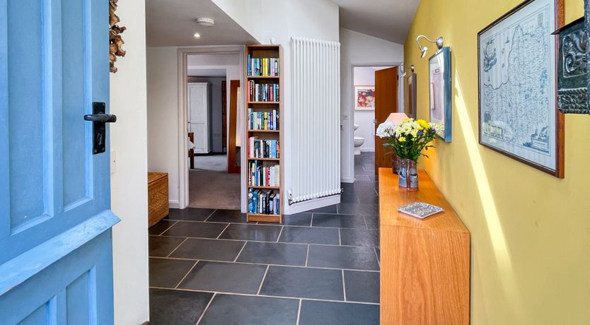 Photo of St Anthony's Cottage, Porlock Weir