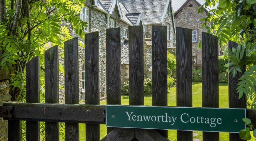 Photo of Yenworthy Cottage, Countisbury