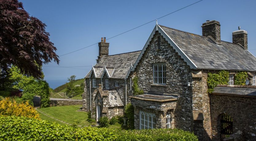 Photo of Yenworthy Cottage, Countisbury