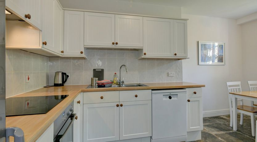 Photo of Yenworthy Cottage, Countisbury