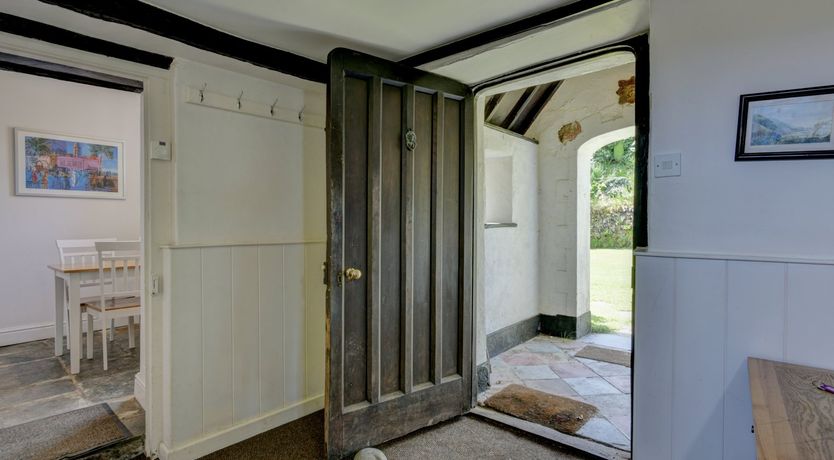 Photo of Yenworthy Cottage, Countisbury