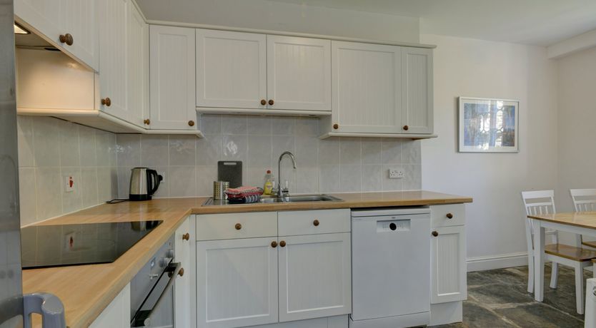 Photo of Yenworthy Cottage, Countisbury