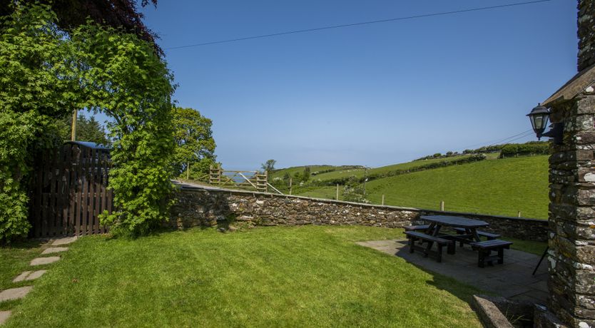 Photo of Yenworthy Cottage, Countisbury