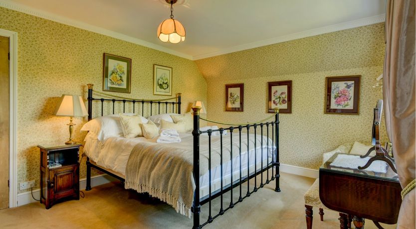 Photo of Oare Manor Cottage, Oare