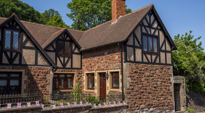 Photo of Two Grooms Cottage, Dunster