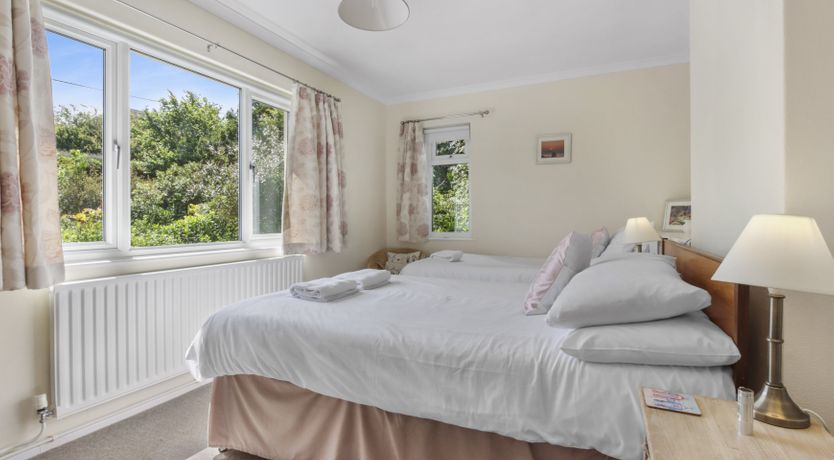 Photo of Meadow View, Blue Anchor