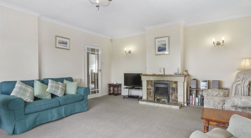 Photo of Meadow View, Blue Anchor