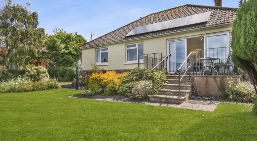 Photo of Meadow View, Blue Anchor