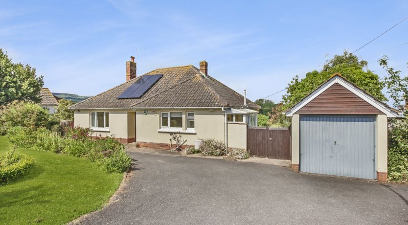 Photo of Meadow View, Blue Anchor
