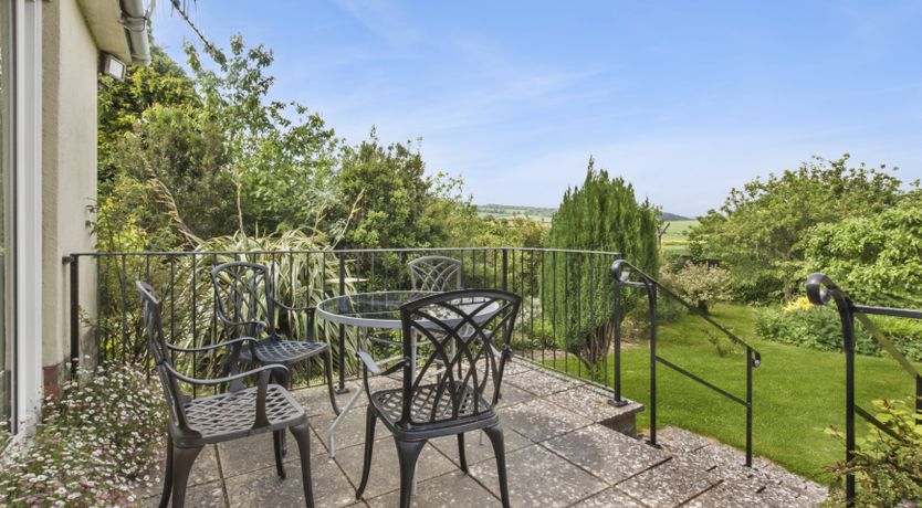 Photo of Meadow View, Blue Anchor