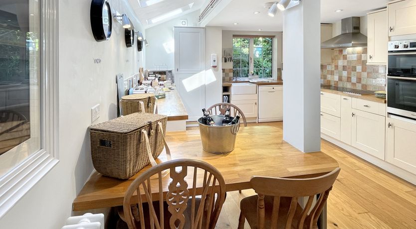 Photo of Elthorne, Porlock