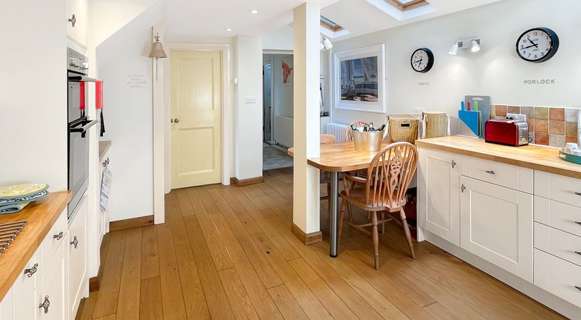 Photo of Elthorne, Porlock