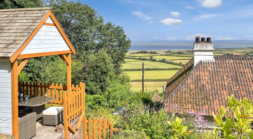 Photo of Elthorne, Porlock