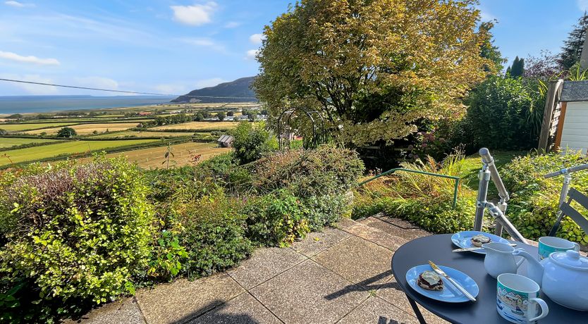 Photo of Elthorne, Porlock