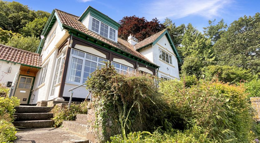 Photo of Elthorne, Porlock