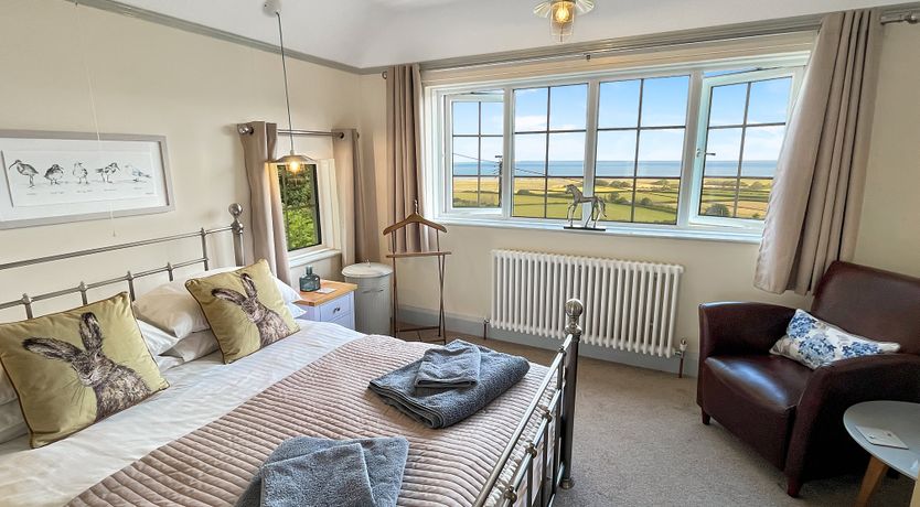 Photo of Elthorne, Porlock